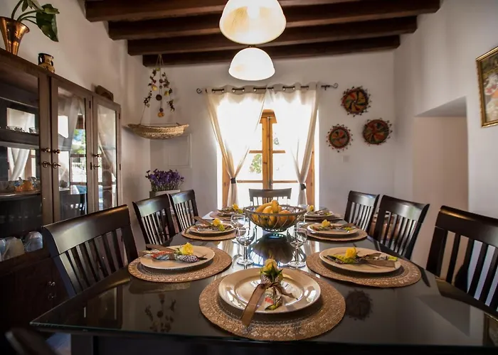 Droushia Corner House Dhrousha