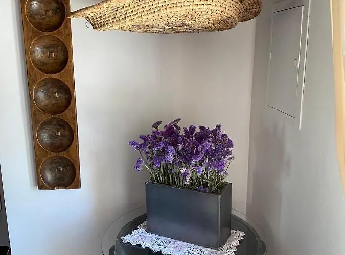 Droushia Corner House *