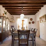 Casa de Férias Droushia Corner House