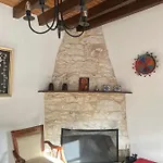 Droushia Corner House