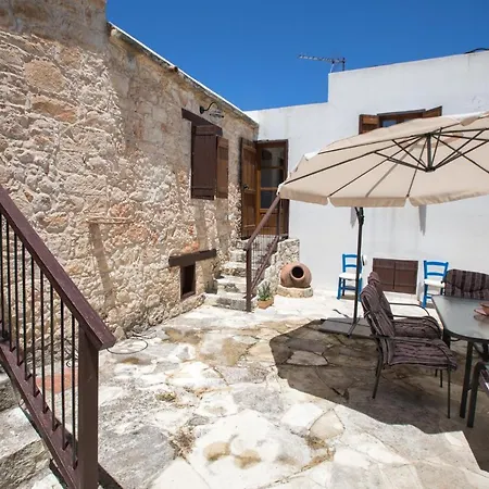 Droushia Corner House Holiday home