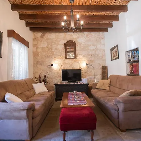 Droushia Corner House Casa de Férias