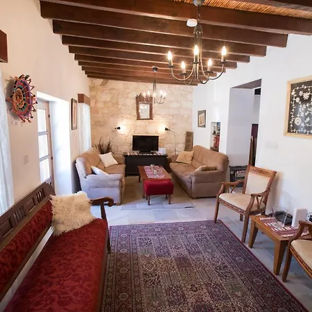 Droushia Corner House Dhrousha