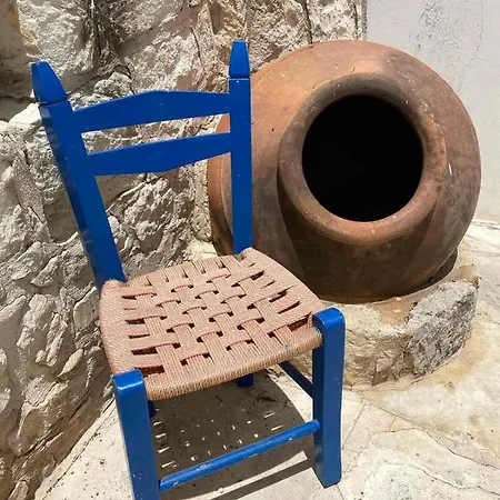 Holiday home Droushia Corner House