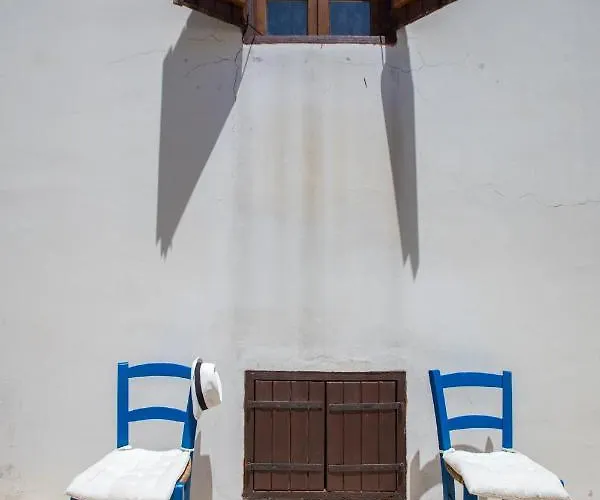 Casa de Férias Droushia Corner House *