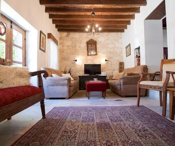 Droushia Corner House Dhrousha